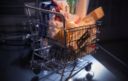 Spesa al supermercato: come comprare prodotti di marca a metà prezzo