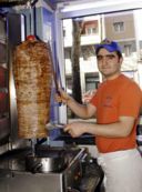 Döner kebab addicted: ora sappiamo cosa c’è dentro