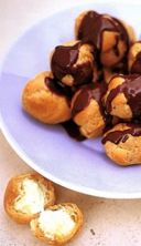 Profiteroles al cioccolato