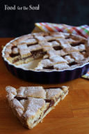 Crostata al farro con confettura di visciole