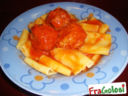 PASTA CON SUGO E POLPETTE BIMBY