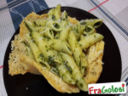 PASTA AL PESTO IN CIALDA DI PARMIGIANO