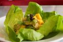 Un’insalata particolare: l’Insalata di pollo, mango e noci