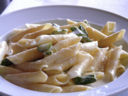 Un primo piatto per il Natale, garganelli al salmone