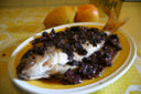Ricette pesce cotto al vapore: il dentice alle olive nere