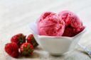 Uovo di Pasqua al gelato di fragola!