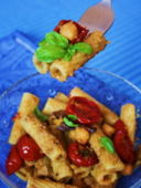 Una pasta tutta estiva, quella al pesto rosso
