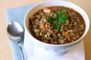 Un Primo Piatto leggero e gustoso: La Zuppa di Lenticchie
