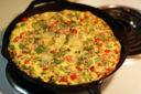 Ricette con gli avanzi, la frittata di verdure al forno