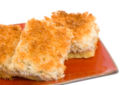 Ricette dolci estivi, la torta al cocco e ananas