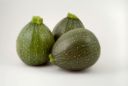Ricette primi piatti estivi: Zucchine ripiene con pasta e aromi