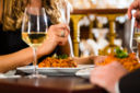 Perché il Vino fa la differenza: scelte impeccabili per una Cena Romantica