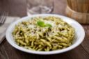 Le 5 trattorie dove mangiare il miglior pesto a Genova