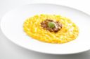 Risotto alla Milanese, ossobuco e gremolata di Panettone