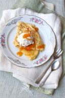 Crepes con gelato al panettone e marmellata di kumquat e vaniglia
