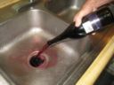 Piccola guida al vino cattivo che il sommelier vorrebbe servirti comunque