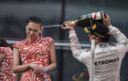 Hamilton, Champagne sulla hostes gesto sessista? A me, me pare ‘na strunza..