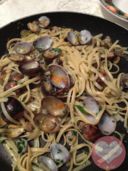 Spaghetti alle vongole al profumo di arancia – Spaghetti with clams and orange