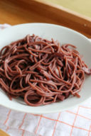 Spaghetti with red wine and pancetta sauce *recipe*