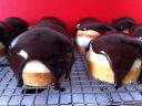 Boston Cream Pie Cupcake