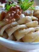 Fusilloni al pesto di melanzane