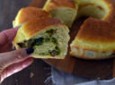 Pan brioche con latte di soia ripieno di broccoli e salsiccia fresca