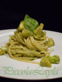 Spaghetti con Zucchine e Pesto Saporito