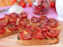 Bruschette con Pomodori Confit