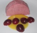 Semifreddo di duroni di Vignola e salsa di pesca