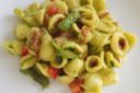 Orecchiette con asparagi e speck