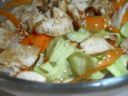 Insalata pollo e mandorle