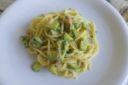 Spaghetti cremosi con zucchine e prosciutto di Praga