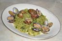 Spaghetti al pesto con vongole veraci