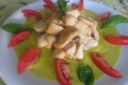 Petto di pollo rosticciato in salsa di peperone giallo
