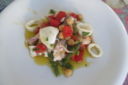 Insalata di mare tiepida con ceci e asparagi