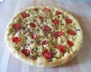 Focaccia ai pomodorini, noci e rosmarino