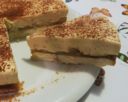 Torta di mele, mandorle e crema spumosa alla cannella