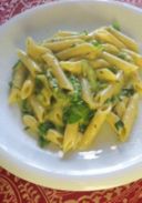 Penne, asparagi e salsa mornay