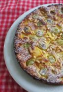 Torta di mele, uva e farina di riso