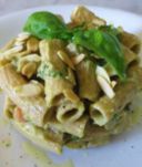 Insalata di rigatoni integrali alla scarola