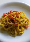 Spaghetti pomodoro e zafferano