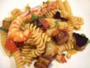 Fusilli con gamberi e melanzane