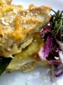 Lasagne con crema di radicchio, mandorle  e pancetta affumicata