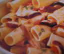 Pasta con pomodoro e porcini