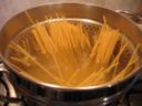 Pasta: segreti per arricchire l’acqua di cottura