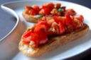 Bruschetta con aglio e pomodoro