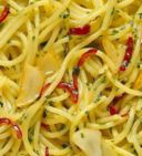 Spaghetti aglio, olio e peperoncino