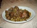 Agnello con fave e carciofi