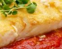 Merluzzo con sugo alle olive e capperi