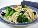 Spaghetti con broccoli e olive